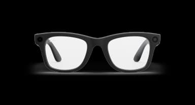 What the user sees and hears through Meta Ray-Ban Smart Glasses